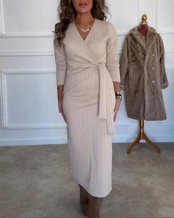 Elegant Bodycon-kjole med V-udskæring