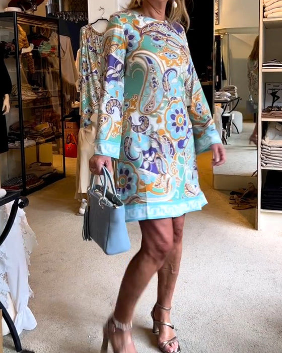 Kjole med rund hals og print