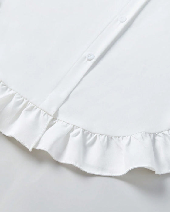 Hvid skjorte med flæser