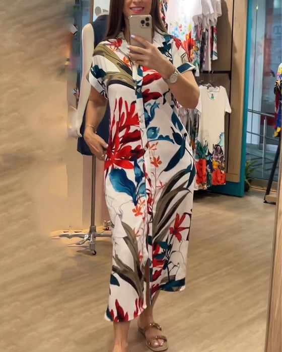 Kjole med korte ærmer og trykt mønster