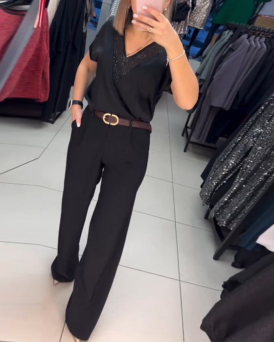 Kortærmet hverdagstop med V-udskæring