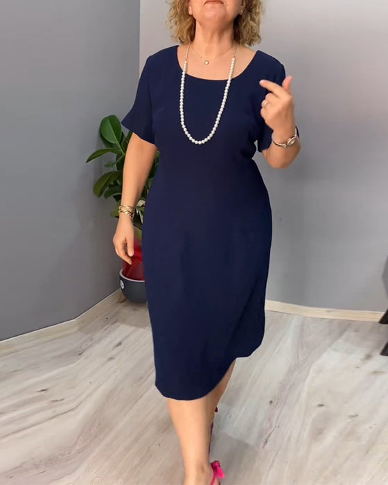Ensfarvet kortærmet elegant kjole