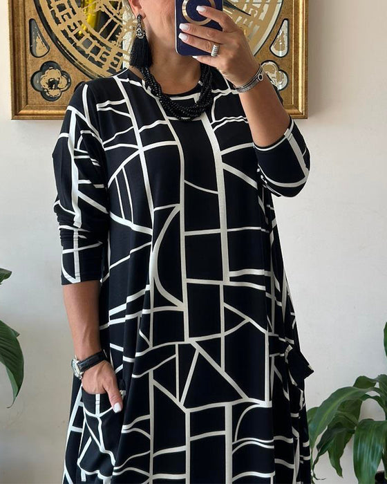 Geometrisk mønstret shiftkjole med rund hals