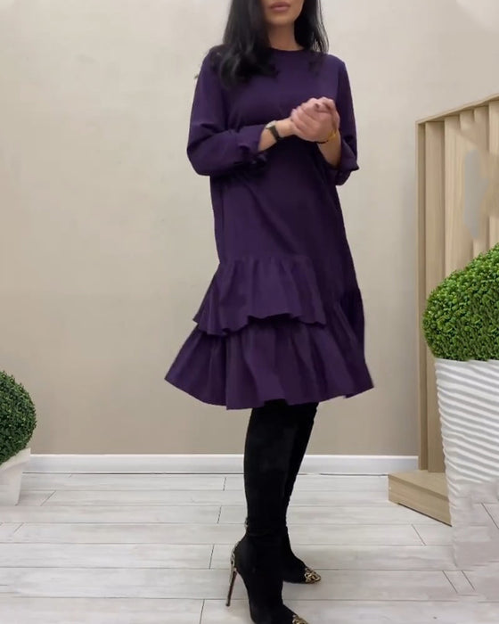 Knælang kjole med flæser