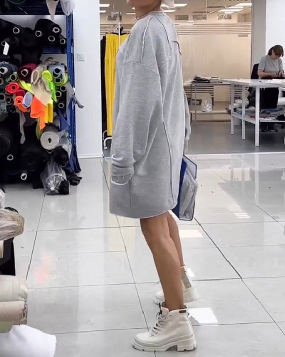 Afslappet skiftkjole med rund hals